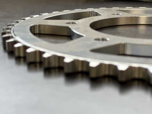 JRT Rear Sprocket 44/530 WND/XTR - Image 3
