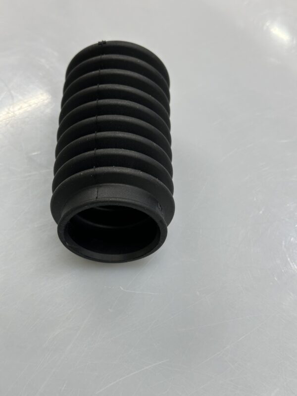Rubber boot steering rack